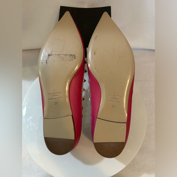 Valentino Garavani - Fuchsia Studded Flats - Picture 4 of 12